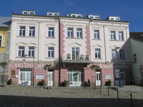 Отель Apartmány na Šumavě  Кашперске-Гори